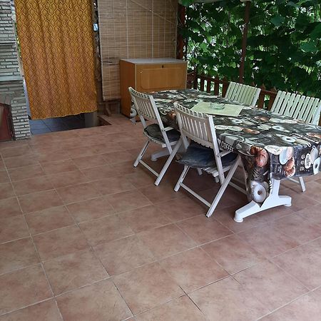 Agancs Vendeghaz Ξενοδοχείο Balatonszárszó Εξωτερικό φωτογραφία